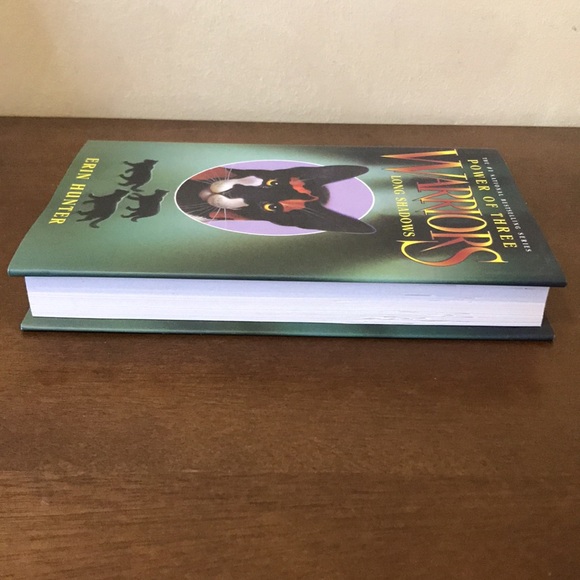 3/$20 📚 Power of Three Warriors, Long Shadows, Erin Hunter, Hardcover - Picture 3 of 9